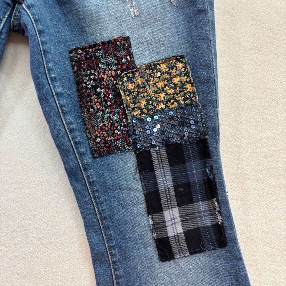 Allen B. Patchwork Flare Jeans Women 6 Blue Sequin Distressed Boho Denim - Picture 3 of 10